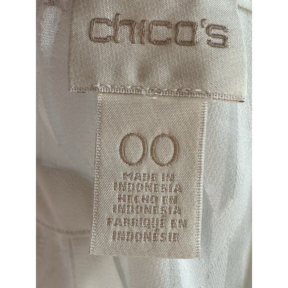 Chico's Size 00/XS White Sheer Long Sleeve Blouse V Neck Texture Classic Beach - Picture 11 of 16
